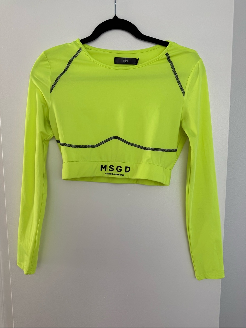 Missguided Neon Yellow Long Sleeve Crop Top β‘οΈ